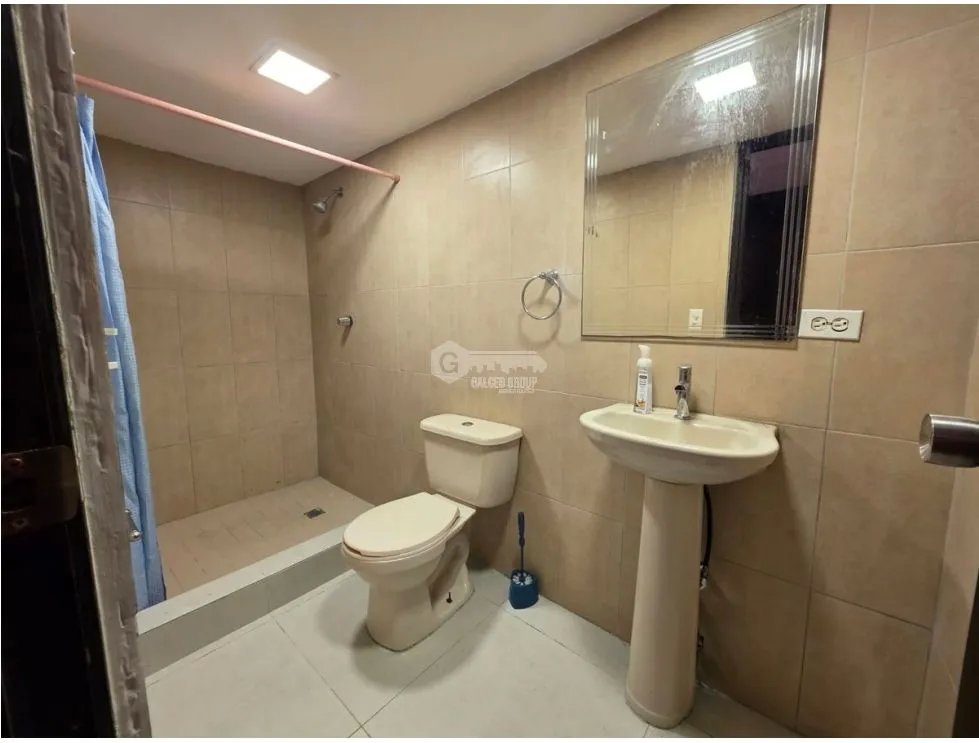 ALQUILER DE CASA EN BRAZOS HEIGHTS COLON DE 770M 4 HABITACION AMOBLADA