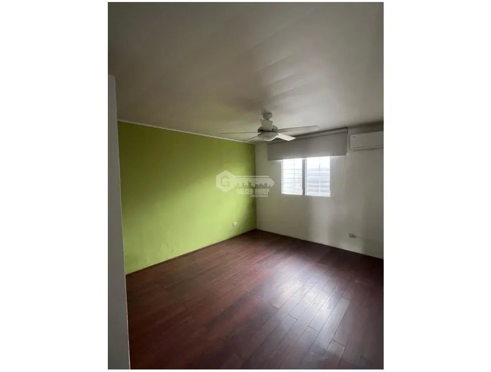 VENTA DE CASA EN CHANIS CON TERRAZA 247MT2 AS