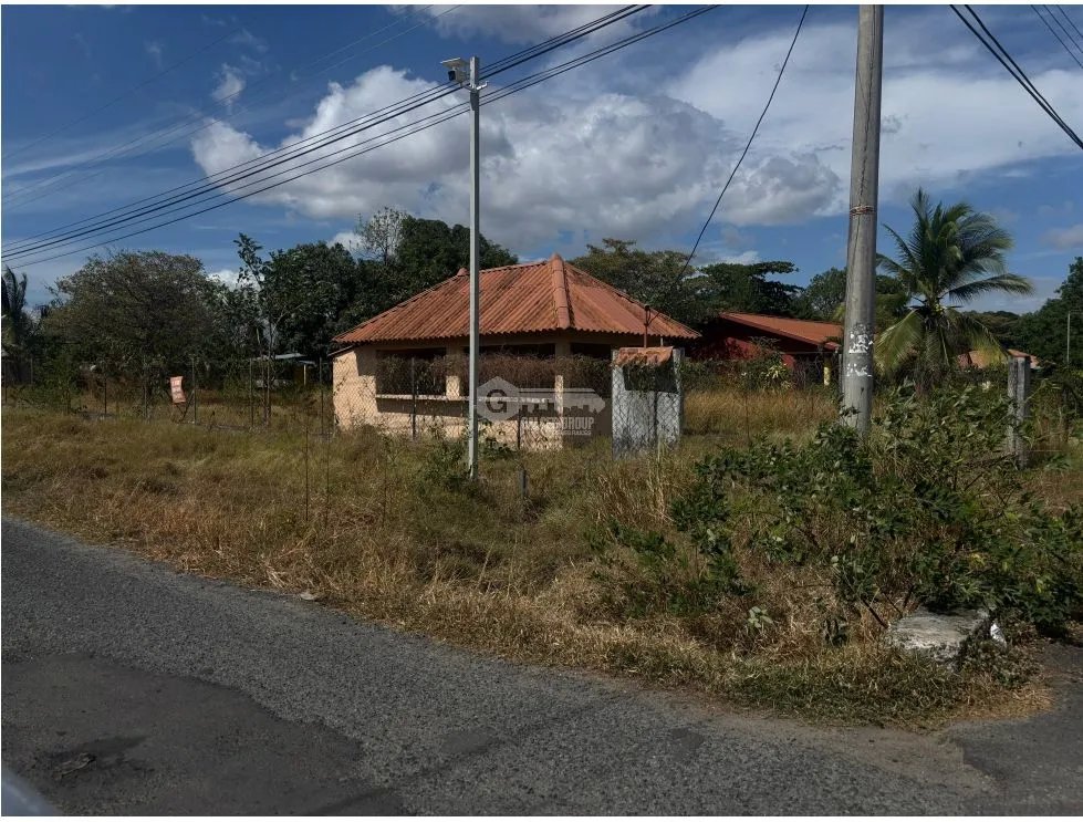 LAS LAJAS / CHAME / 1040 M / TERRENO PLANO / BOHIO / CERCA DE PLAYA AG