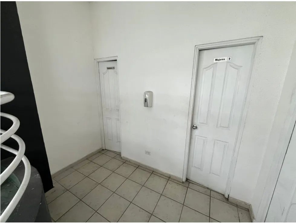 VENTA DE LOCAL EN APARTAMENTO EN PH FOREST HILL VILLA DE LAS FUENTES