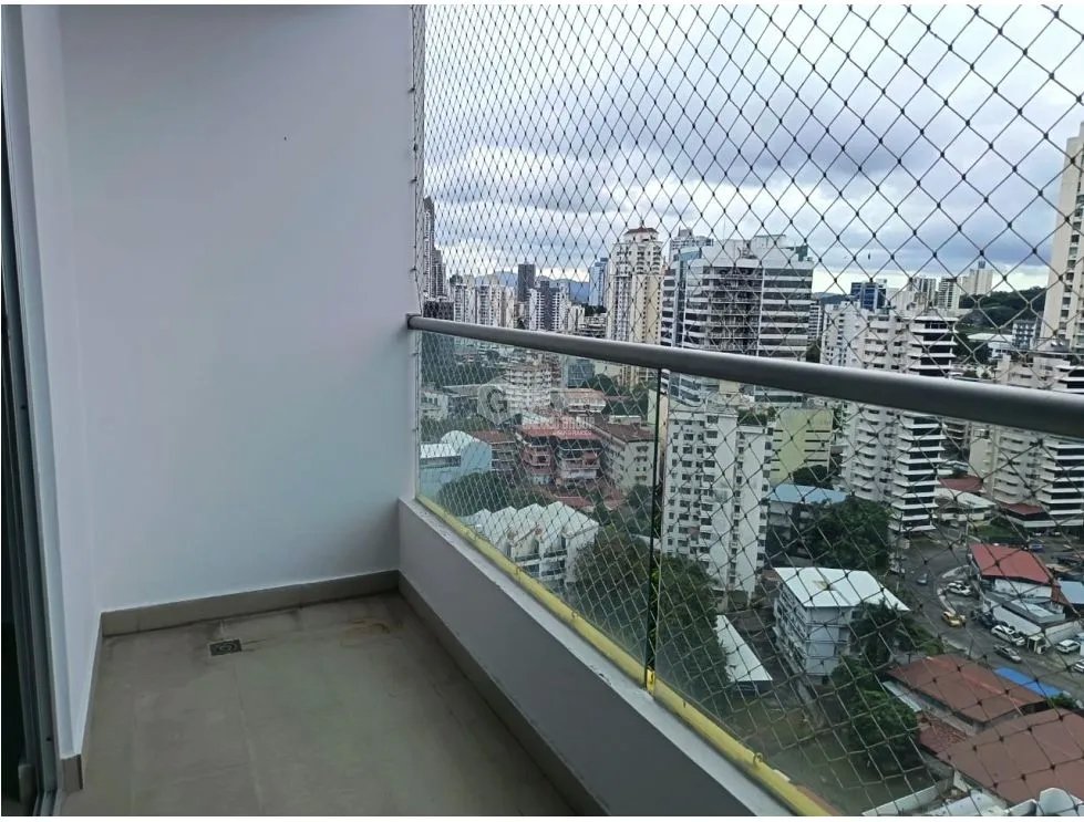 SE VENDE APARTAMENTO EN EL CARMEN PH RAINBOW TOWERS CON BALCON