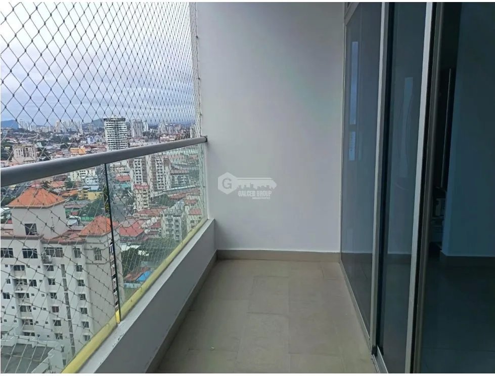 SE VENDE APARTAMENTO EN EL CARMEN PH RAINBOW TOWERS CON BALCON