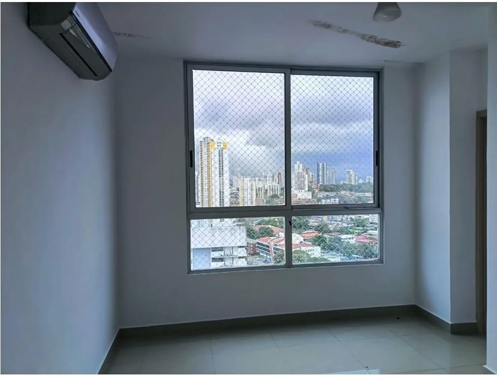 SE VENDE APARTAMENTO EN EL CARMEN PH RAINBOW TOWERS CON BALCON