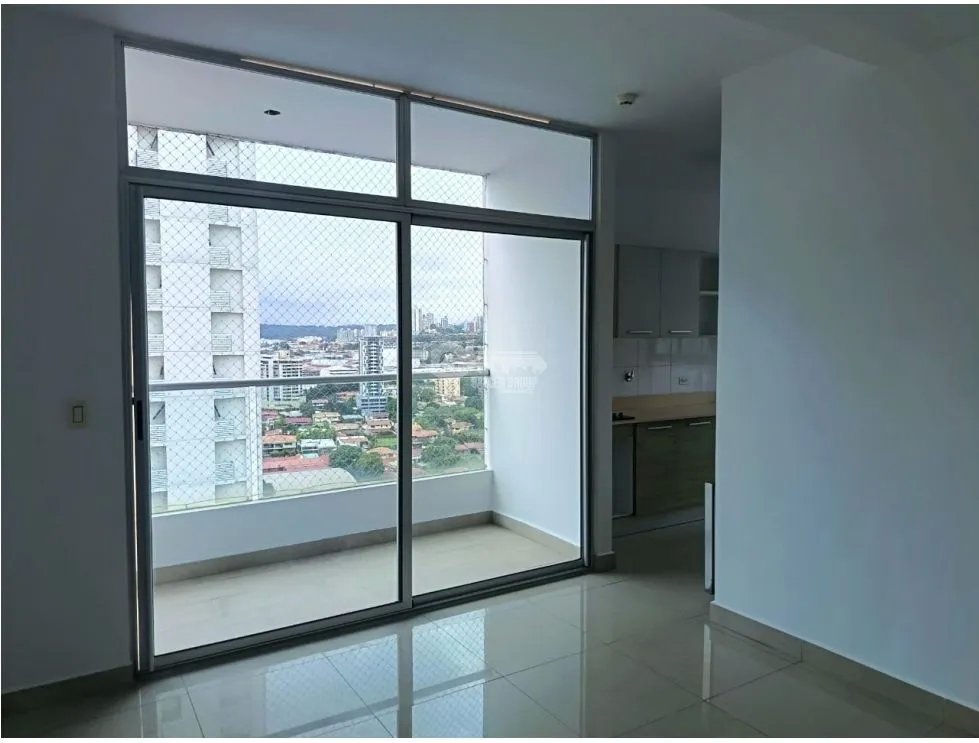 SE VENDE APARTAMENTO EN EL CARMEN PH RAINBOW TOWERS CON BALCON