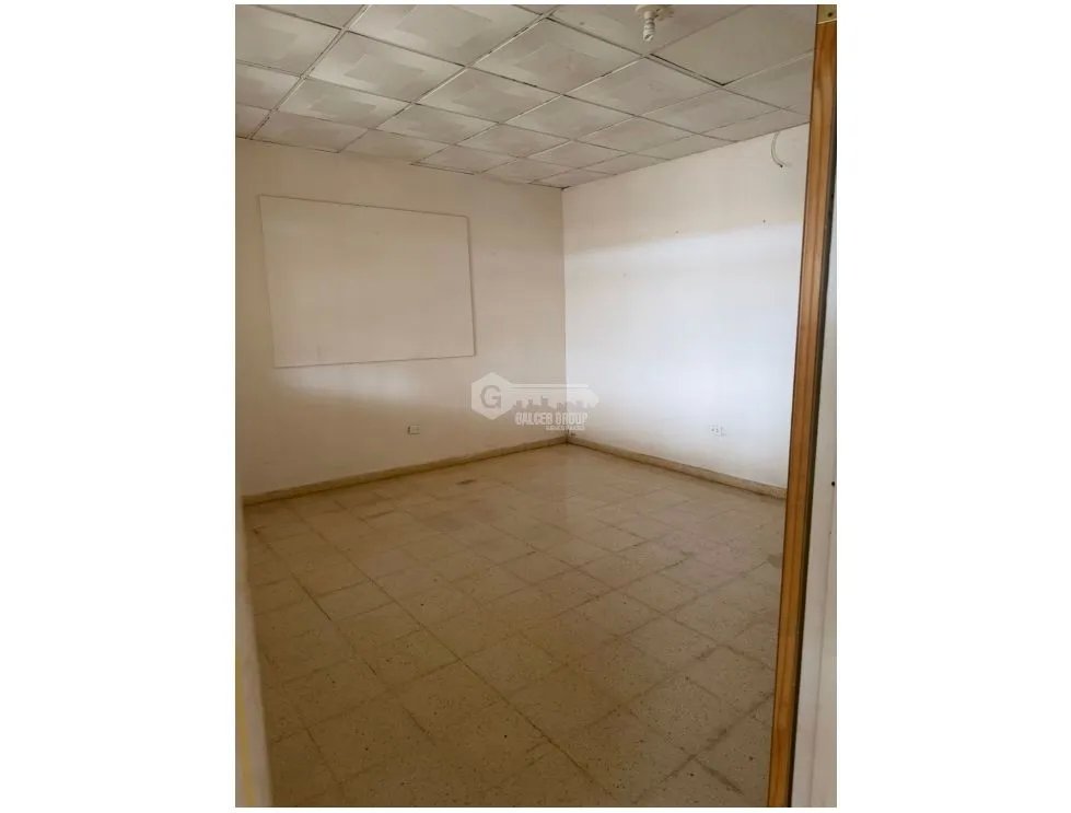 HERRERA / CHITRE / 609M / 3 HABITACIONES / 2 PARKING / TERRAZA
