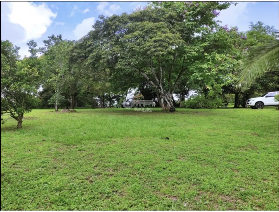 ARRAIJAN / NUEVO EMPERADOR / 2494M / TERRENO PLANO / SOBRE VIA