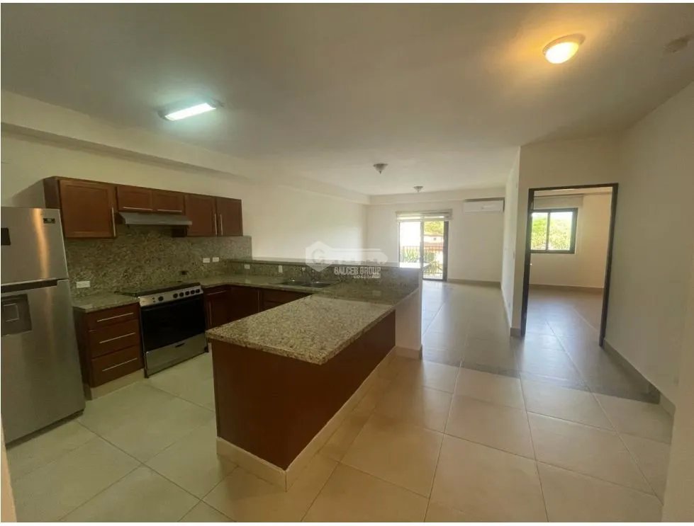 ANCON / EMBASSY VILLAGE / 118M / 2 HABITACION / 1 PARKING / BALCON