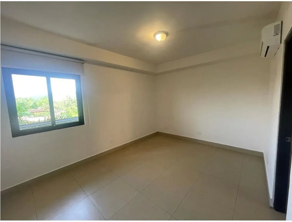 ANCON / EMBASSY VILLAGE / 118M / 2 HABITACION / 1 PARKING / BALCON