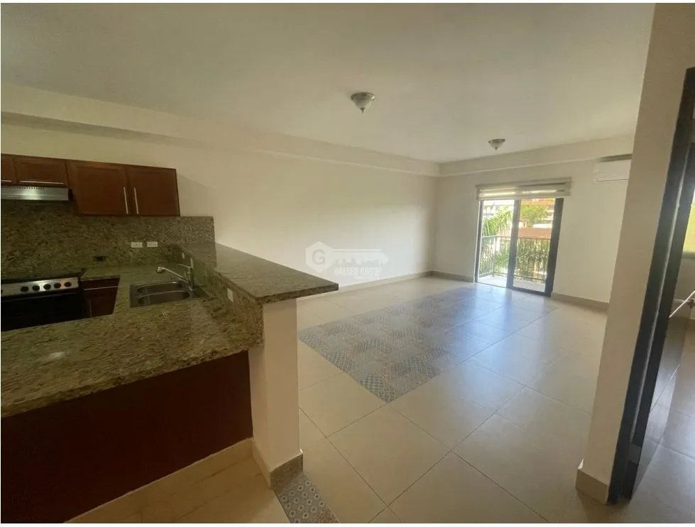 ANCON / EMBASSY VILLAGE / 118M / 2 HABITACION / 1 PARKING / BALCON