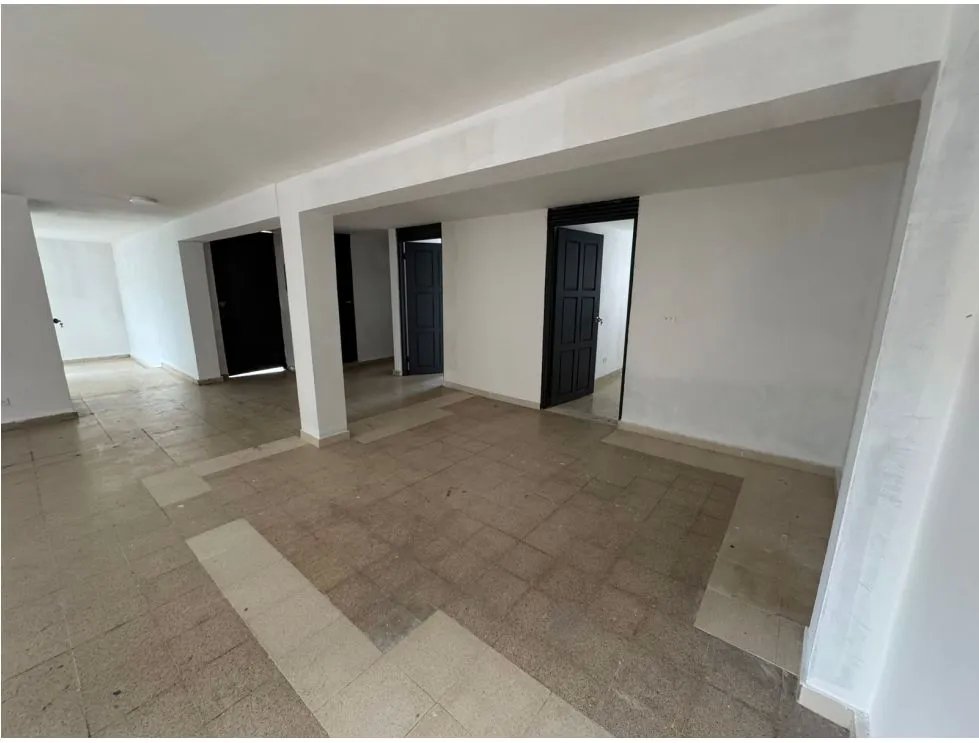 LOCAL COMERCIAL / VILLA ZAITA / 2 NIVELES / 830M / 20 PARKING