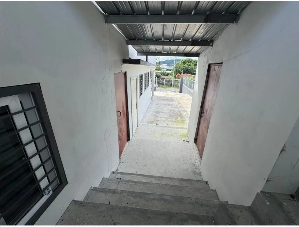 LOCAL COMERCIAL / VILLA ZAITA / 2 NIVELES / 830M / 20 PARKING