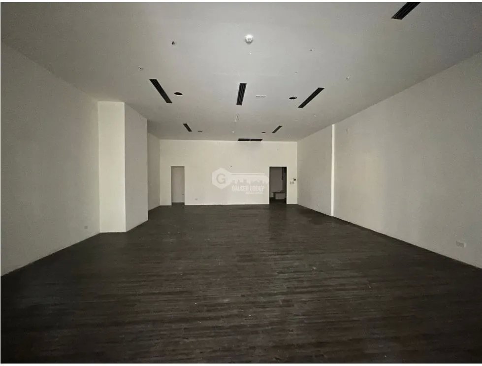 COSTA DEL ESTE / ATRIO MALL / 136M / PISO BAJO / ESPACIO AMPLIO