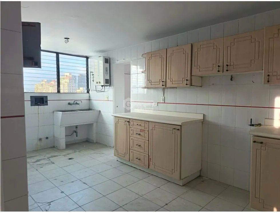BELLA VISTA / TORRE COSMOS / 169M / 3 HABITACION / 2 PARKING / PISCINA