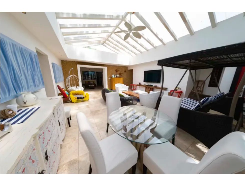 SAN JOSE / PUNTA BARCO / 6018M / 7 HABITACION / 5 PARKING / PISCINA