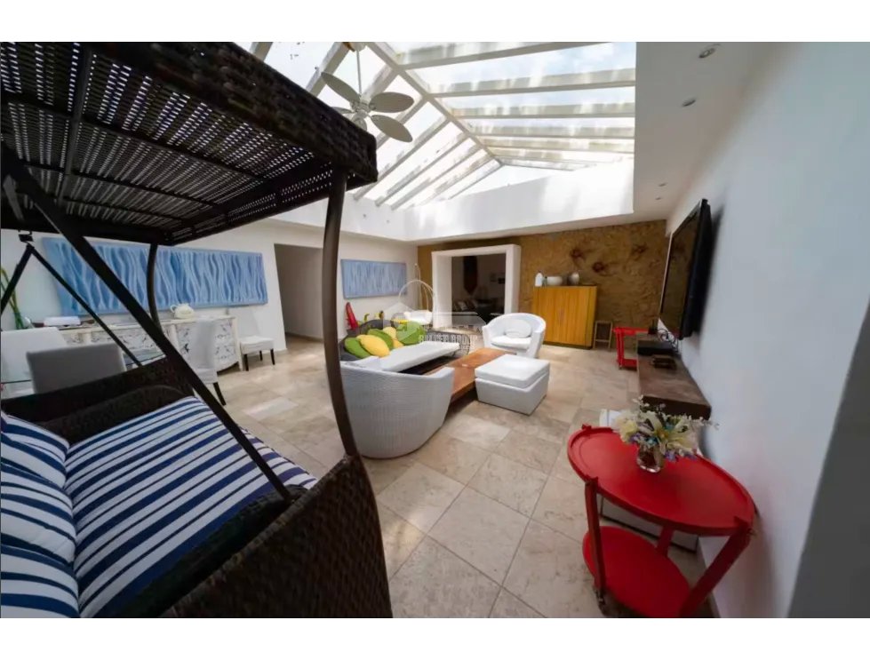 PUNTA BARCO / SAN JOSE / 6018M / 7 HABITACION / 5 PARKING / PISCINA