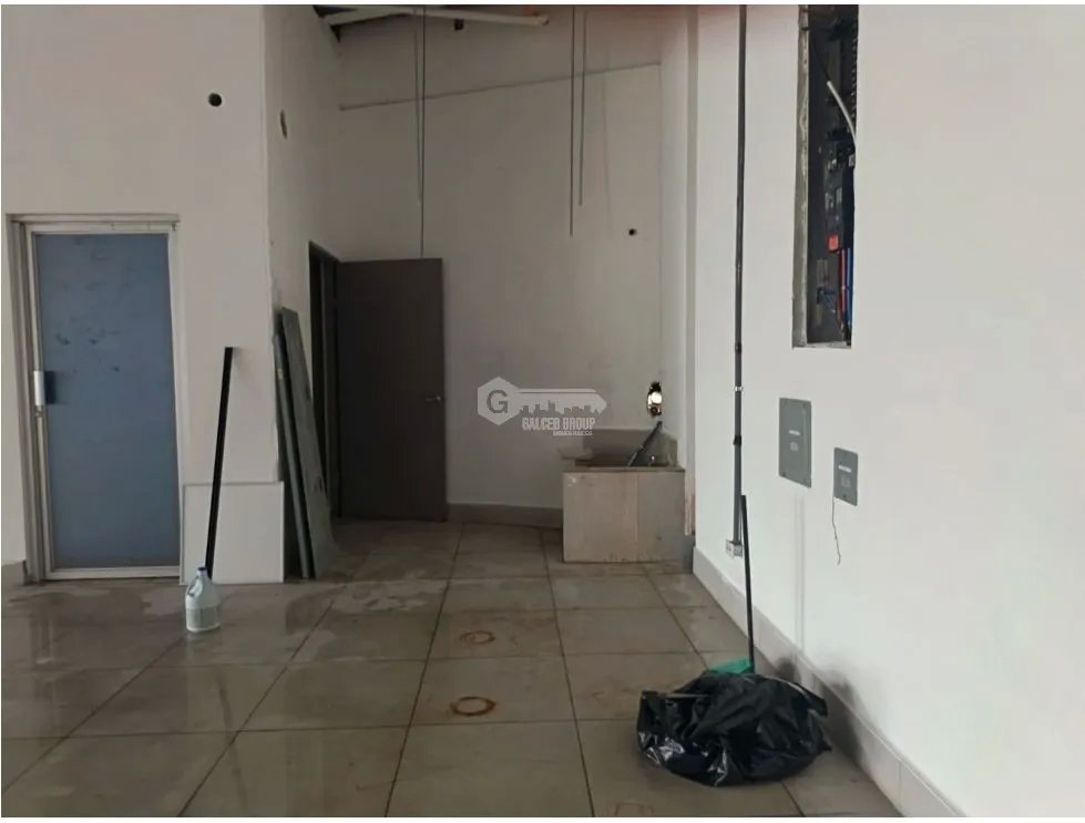 LLANO BONITO / PLAZA DEL ESTE CENTER / 550M / LOCAL CON BODEGA