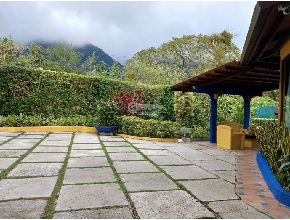 Single Family House for sale in El Valle