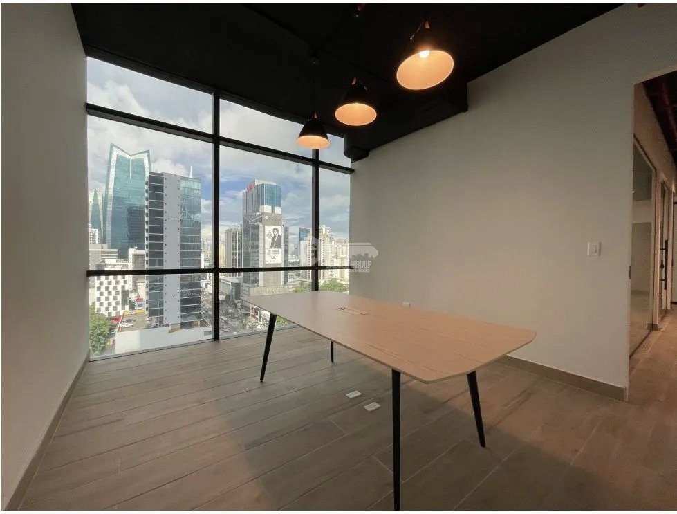 Office for rent in Calle 50