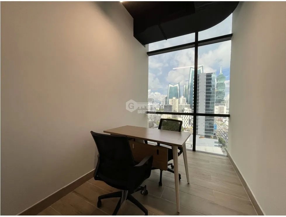 Office for rent in Calle 50