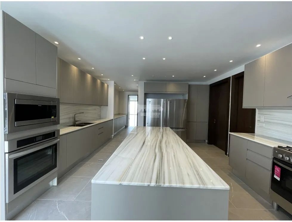 PUNTA PAITILLA / PH THE TOWERS / 4 HABITACION / 395M / LINEA BLANCA