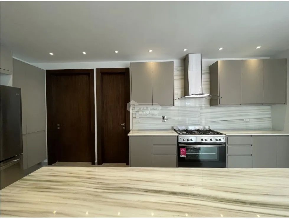 PUNTA PAITILLA / PH THE TOWERS / 4 HABITACION / 395M / LINEA BLANCA