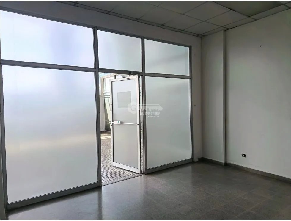 Office for rent in Tumba Muerto