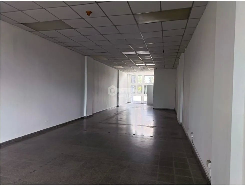 Office for rent in Tumba Muerto