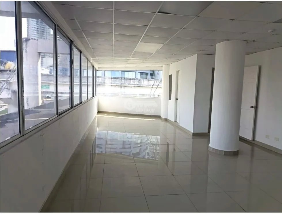 PLAZA SIGLO 21 / TUMBA MUERTO / 67M / SIN DIVISIONES / SOBRE VIA
