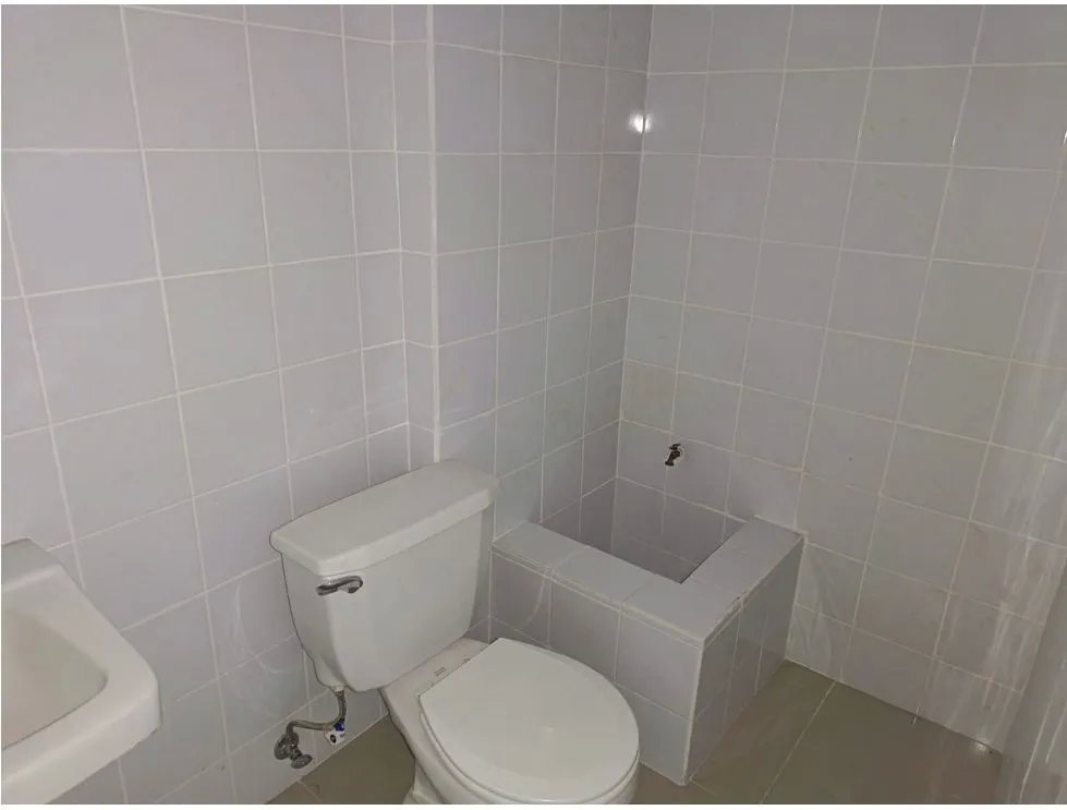 Office for rent in Tumba Muerto
