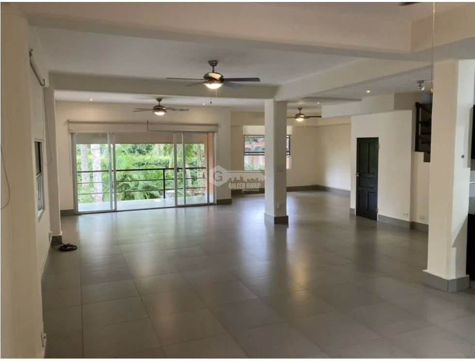 CLAYTON / 420M / 4 HABITACION / 3 NIVELES / 2 PARKING / LINEA BLANCA
