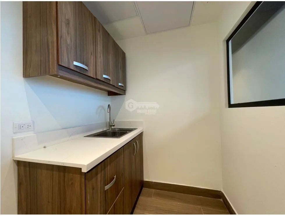 Office for rent in Costa del Este