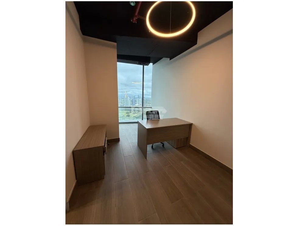 Office for rent in Costa del Este