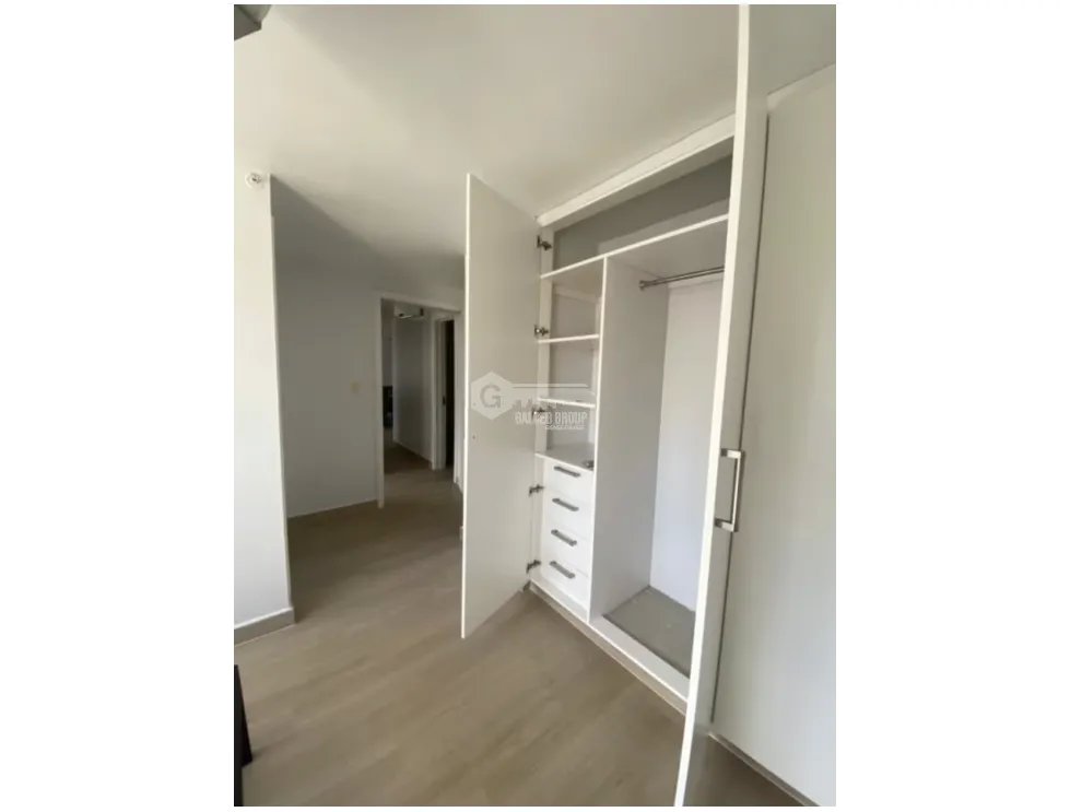 CONDADO DEL REY / PH COUNTRY CLUB / 97M / 2 HABITACION / PISCINAS