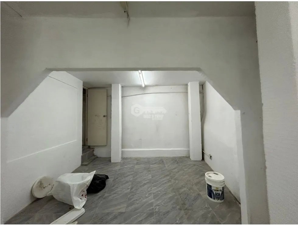 Commercial Space for rent in Via Porras