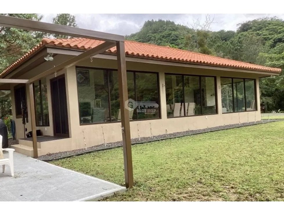 ALTOS DEL MARIA / CHAME / 2478M / CASA / 2 HABITACION / 2 BAÑOS /  AG