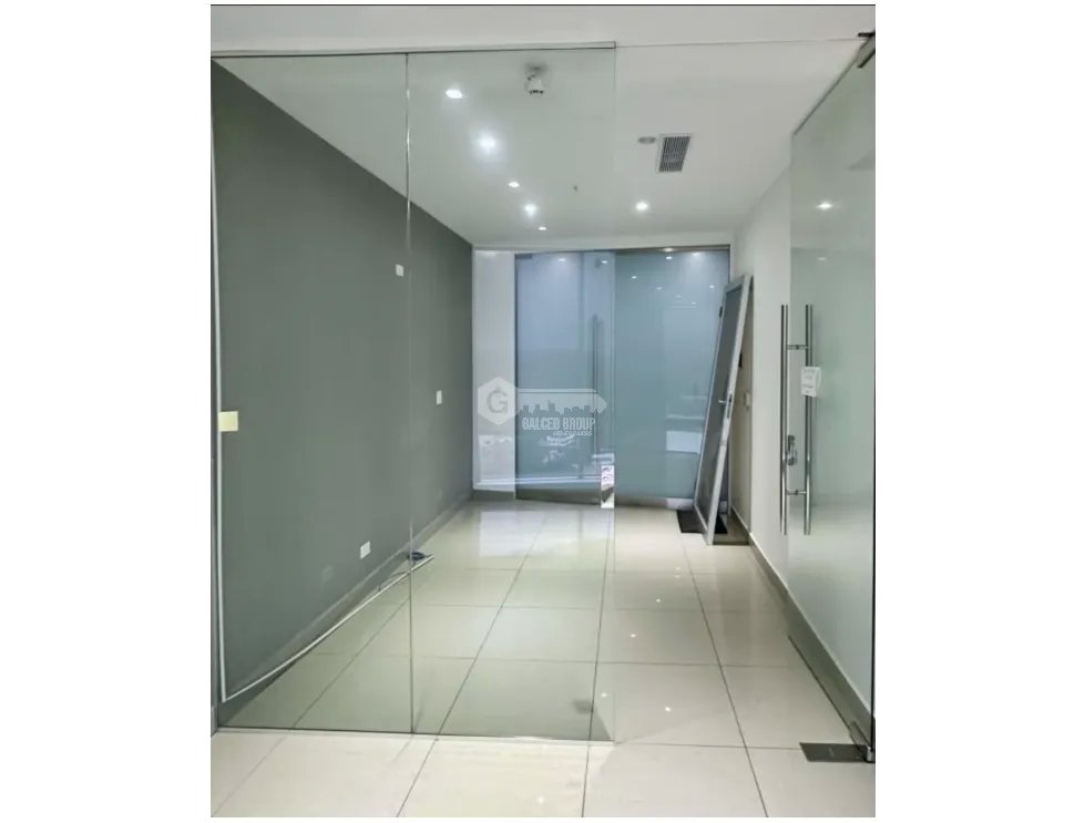 Office for sale in Tumba Muerto