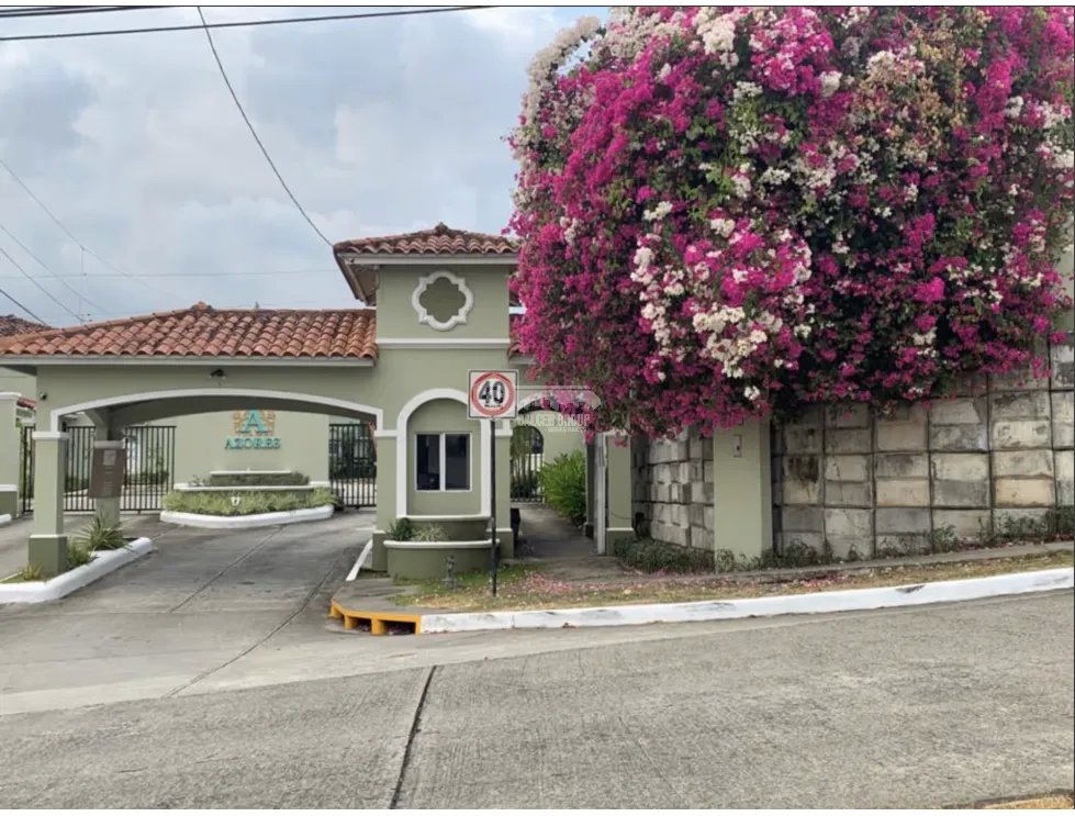 Single Family House for sale in Villa Lucre