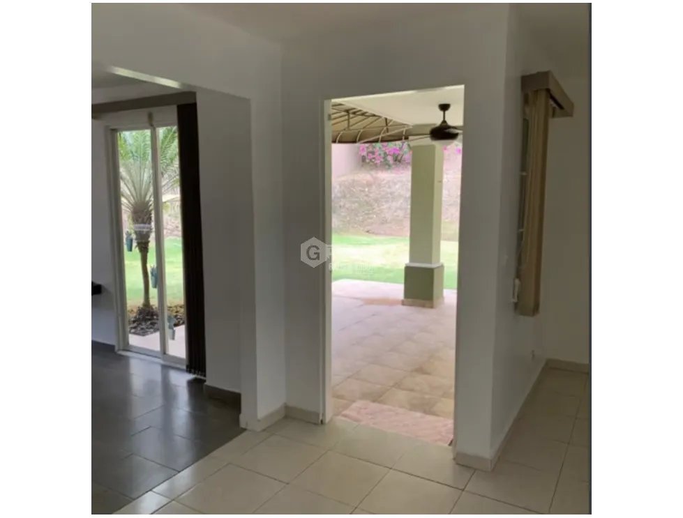 VILLA LUCRE / VILLA DE LAS AZORES / 420M / 3 HABITACION / 2 NIVELES