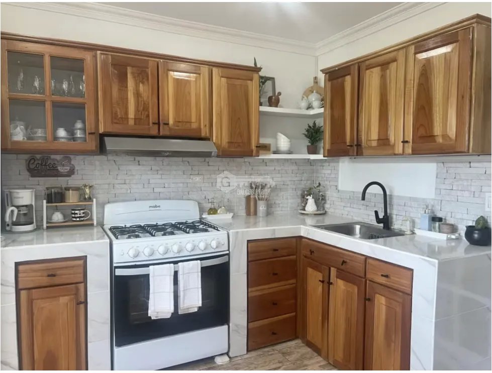 BEJUCO / CHAME / 1748M / TERRENO CON 2 CASAS / CERCA DE PLAYA
