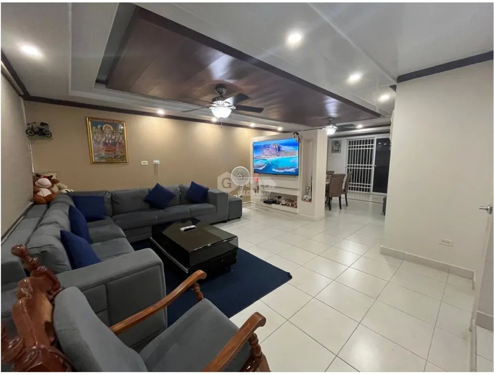 COSTA VERDE / MONTELIMAR / 3 HABITACION / 240M / 2 PARKING / TERRAZA