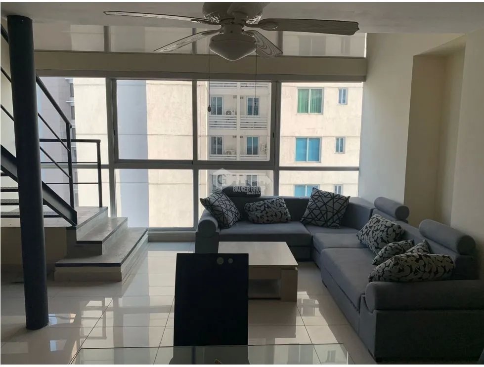 EL CANGREJO / VITRO LOFT / 98M / 1 HABITACION / 2 NIVELES / PISCINA
