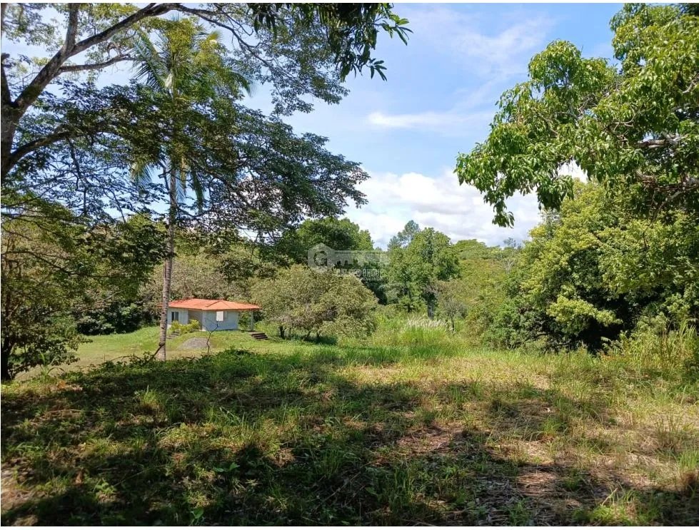 SAN CARLOS / LA ERMITA / 66000M / FRENTE A VIA PANAMERICANA / AG
