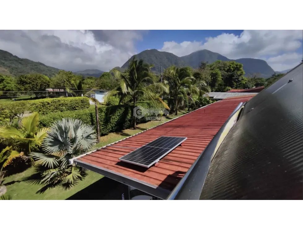 ANTON / EL VALLE / 1895M / 4 HABITACIONES / 4 PARKING / PISCINA