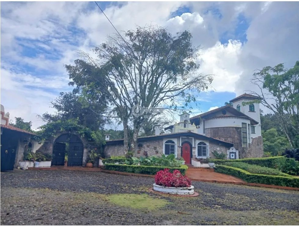 Single Family House for sale in El Valle