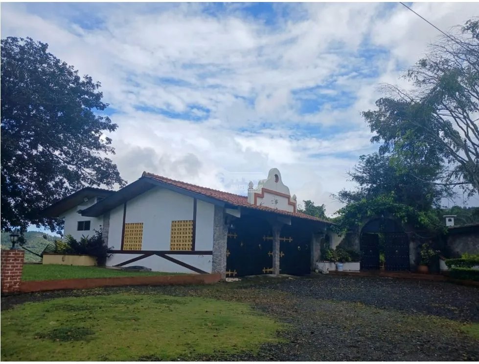 Single Family House for sale in El Valle