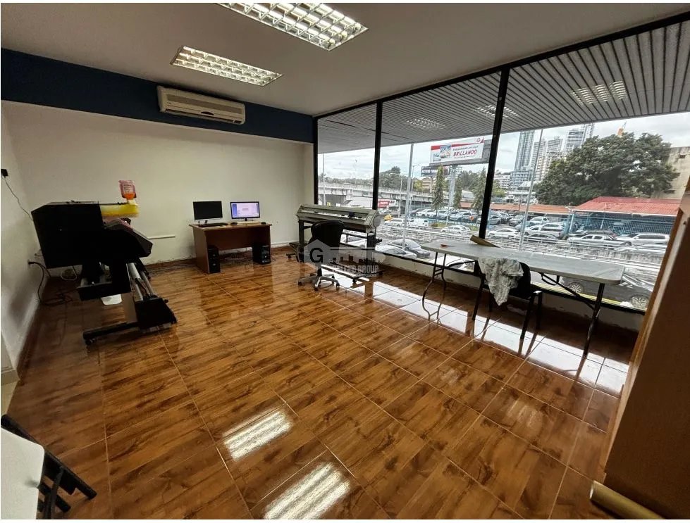 Commercial Space for sale in Tumba Muerto