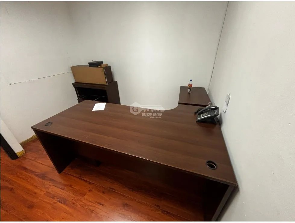Office for sale in Tumba Muerto