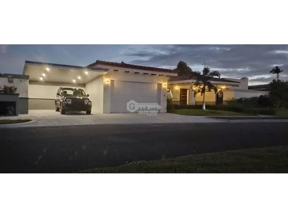 Single Family House for sale in San Carlos
