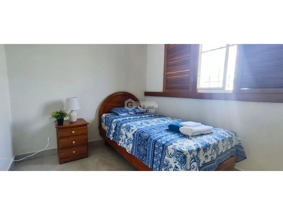 PLAYA DORADA / VISTA AL MAR / 5 HABITACIONES / 2 NIVELES JC