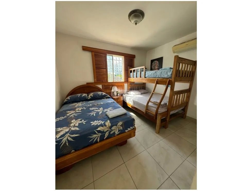 PLAYA DORADA / VISTA AL MAR / 5 HABITACIONES / 2 NIVELES JC